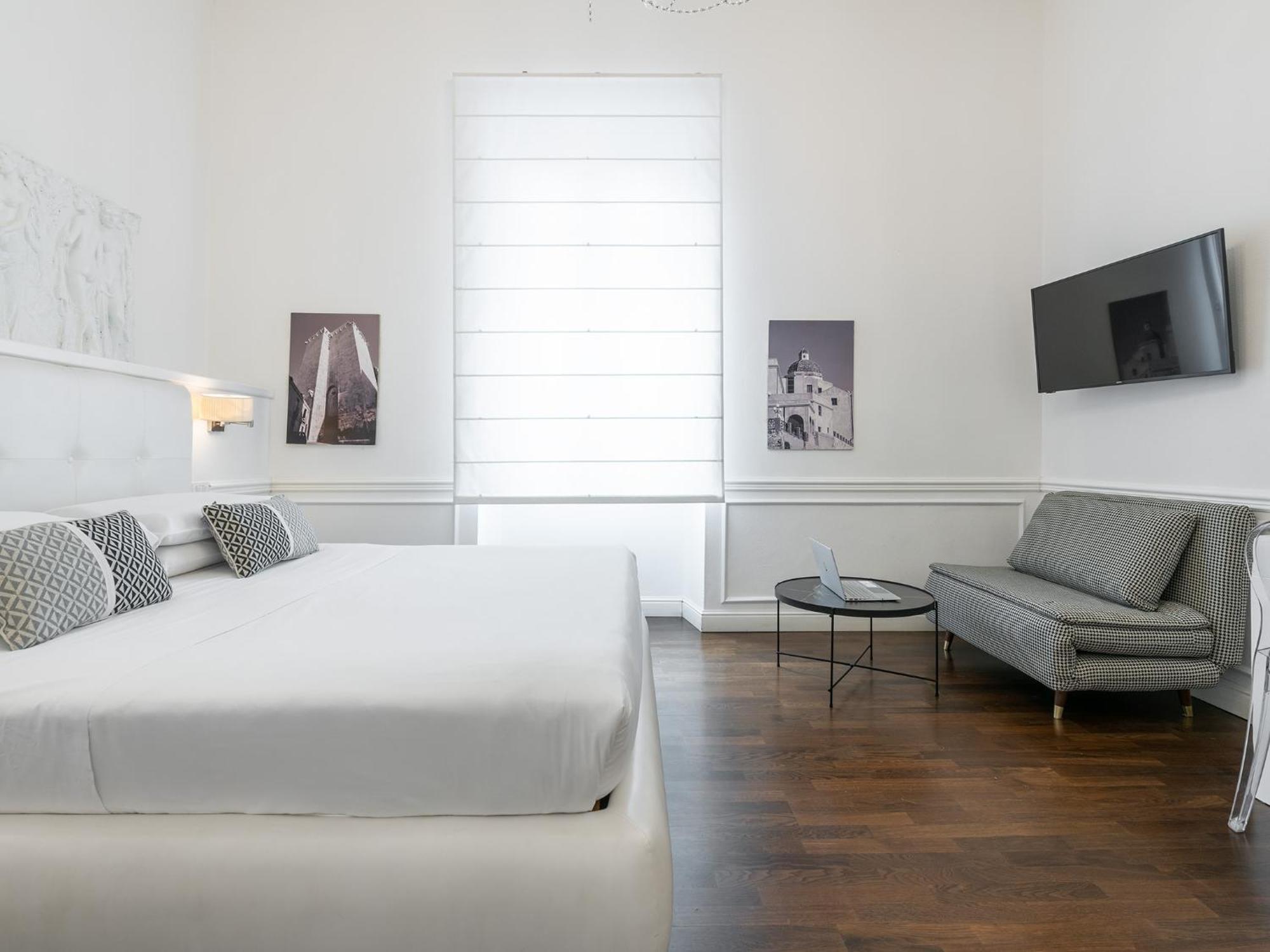 Pley Cagliari Boutique Rooms Екстер'єр фото