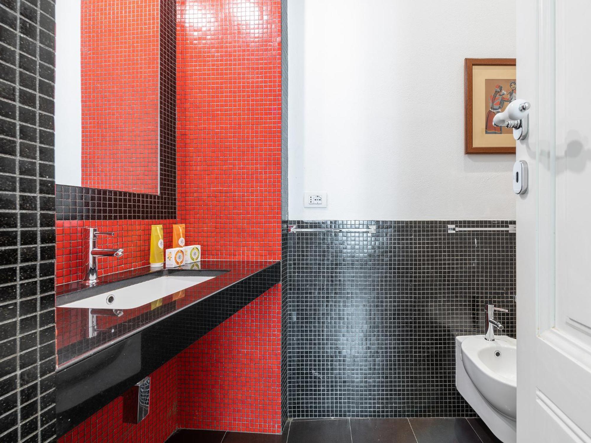 Pley Cagliari Boutique Rooms Екстер'єр фото