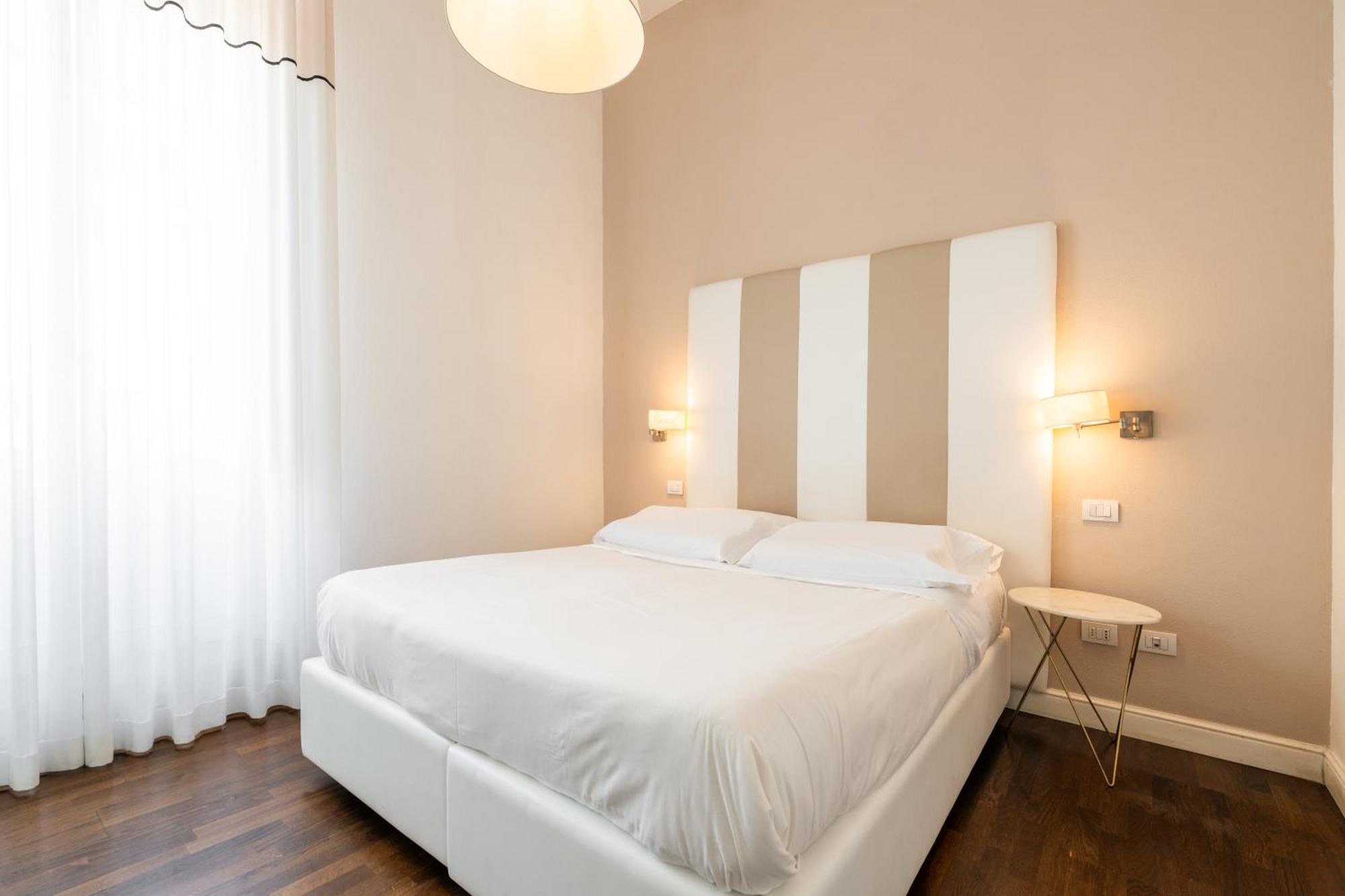 Pley Cagliari Boutique Rooms Екстер'єр фото