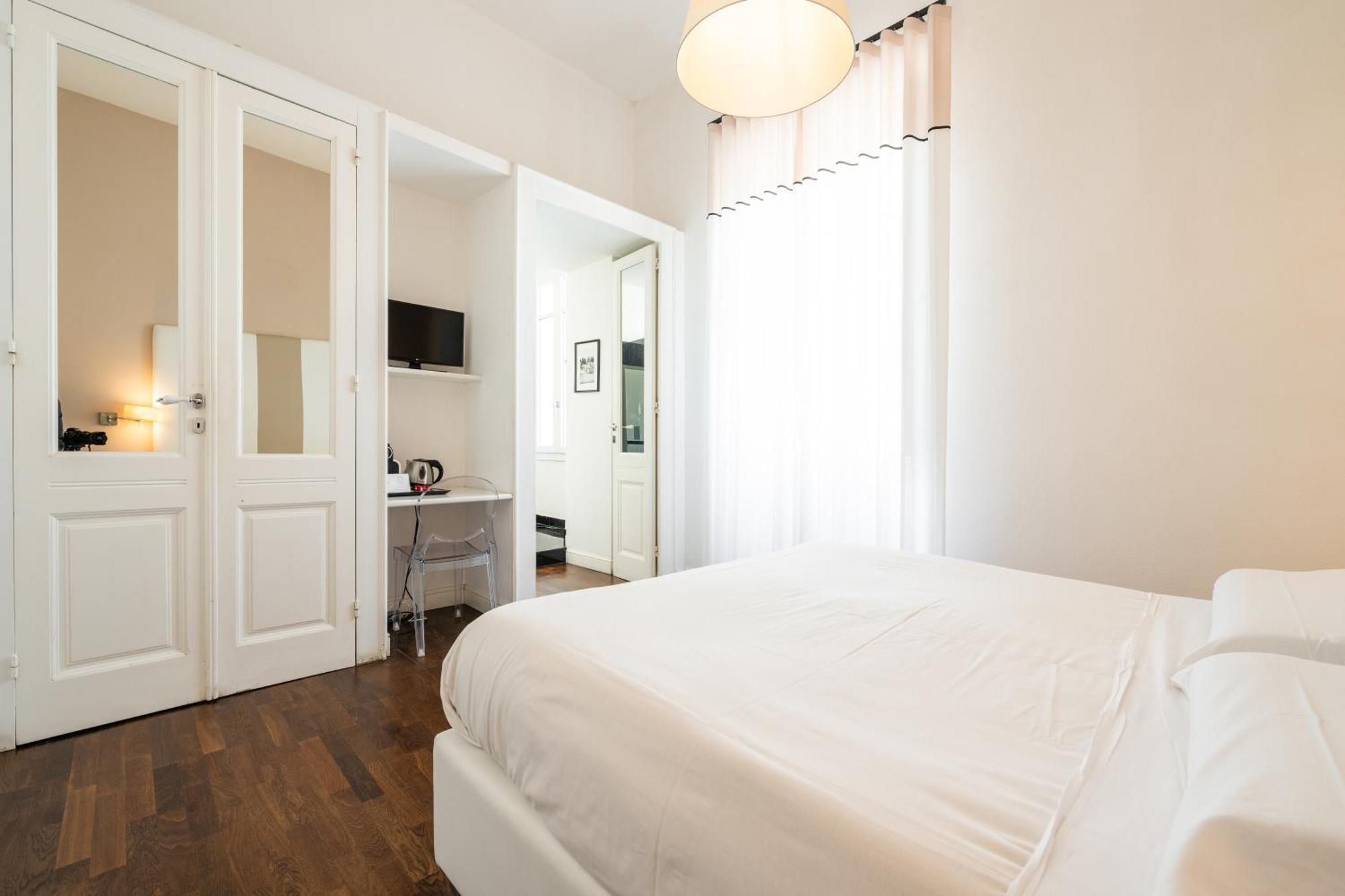 Pley Cagliari Boutique Rooms Екстер'єр фото