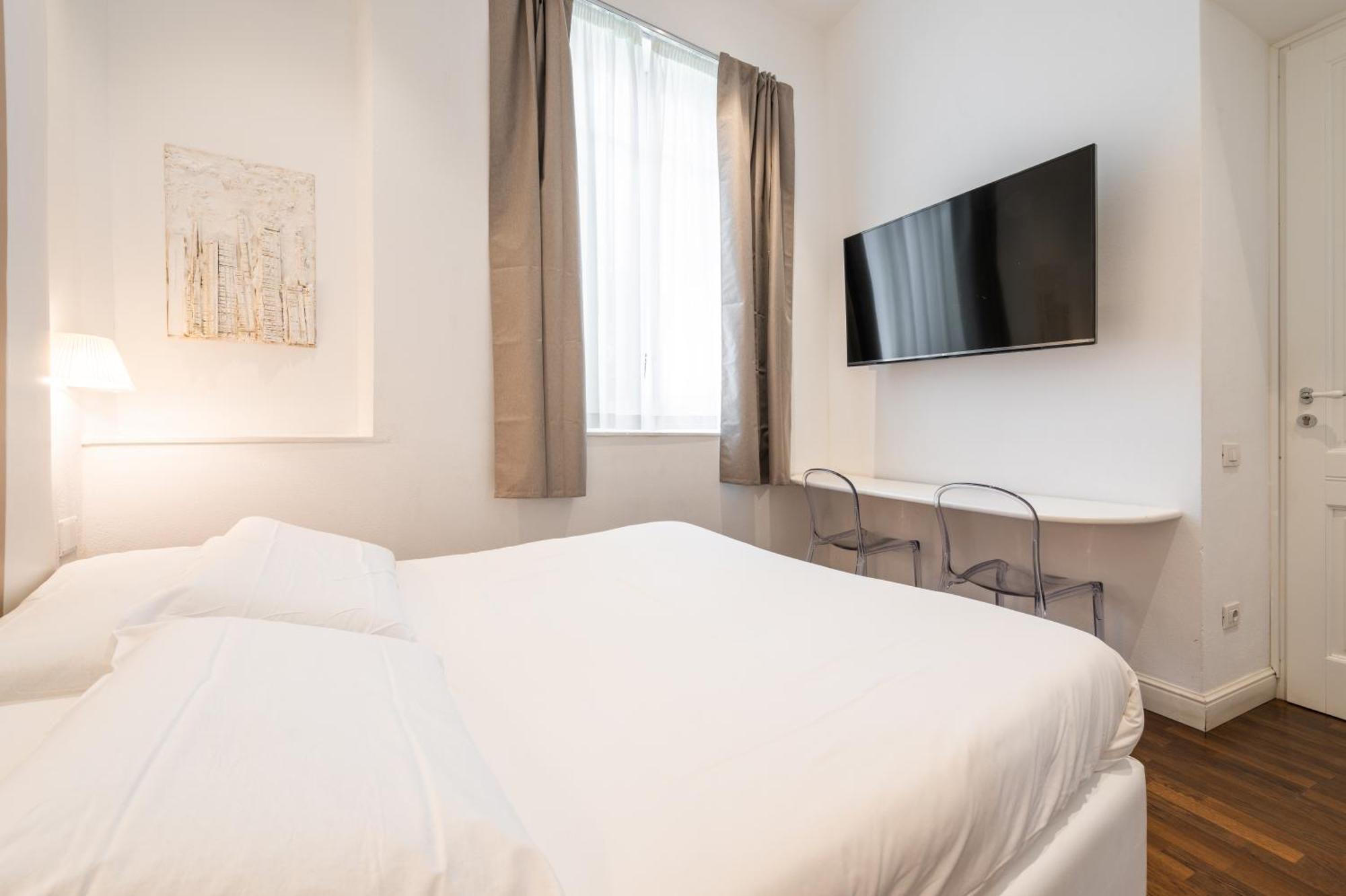 Pley Cagliari Boutique Rooms Екстер'єр фото