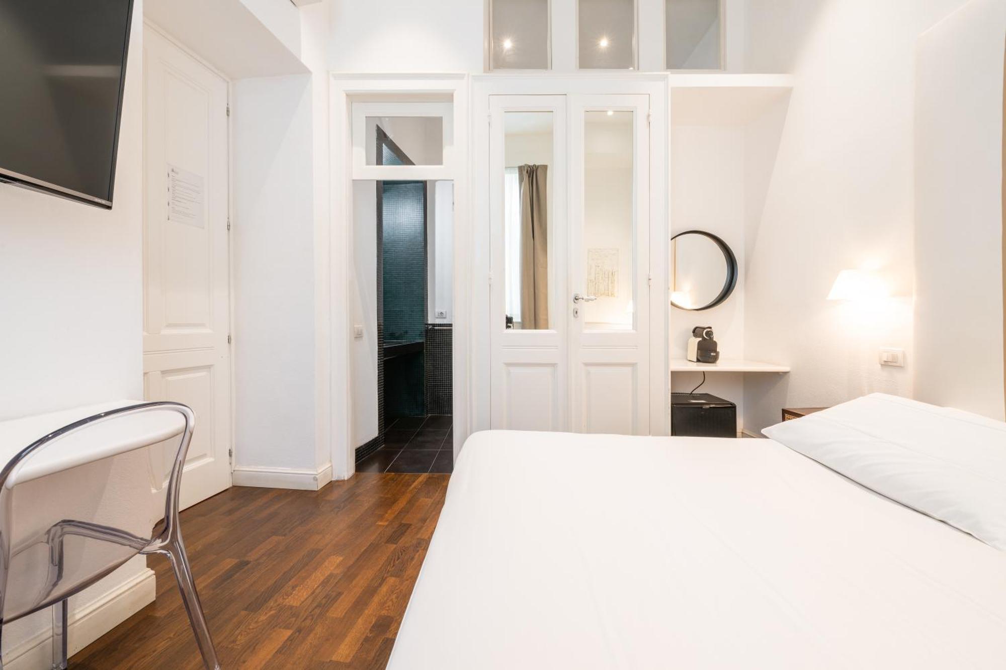 Pley Cagliari Boutique Rooms Екстер'єр фото